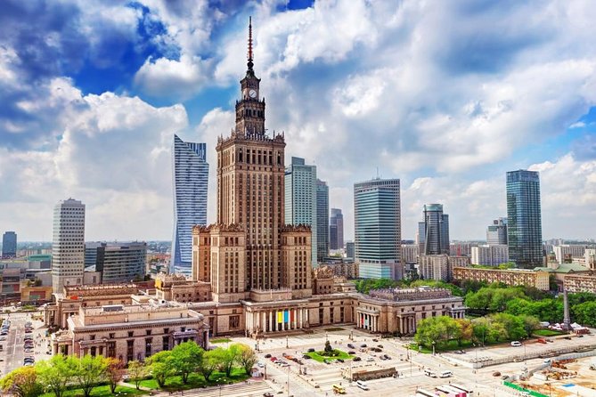 Palace of Culture & Science + Warsaw Uprising Museum: SMALL GROUP /inc. Pick-up/ - The Warsaw Uprising Museum in 90 focused minutes