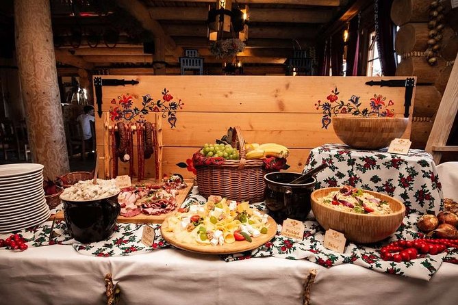 Polish Folk Show and Dinner From Krakow - Getting to Skansen Smaków from Krakow