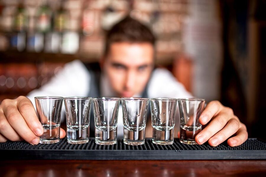 Polish Vodka Tasting Warsaw - Meeting the Vodka Expert