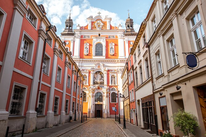 Poznań Experience 2-Hours Guided Walking Tour - The imperial quarter brings grand buildings into view