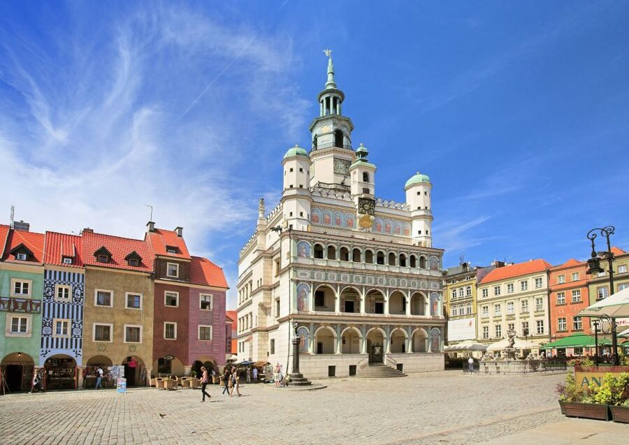 Poznan: Old Town, Srodka District, & Cathedral Private Tour - Key points at a glance