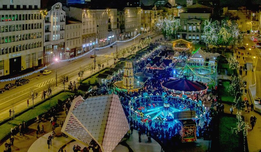 Poznan: Old Town, Srodka District, & Cathedral Private Tour - The Imperial Castle and Poznan’s German-era chapter