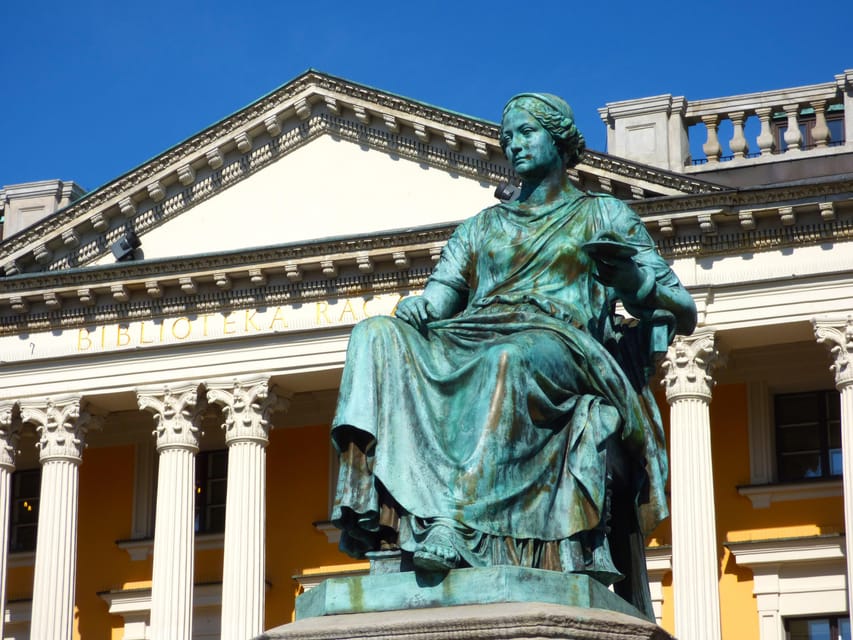 Poznań: Private or Public Highlights Tour with a local guide - Starting in the Old Market Square