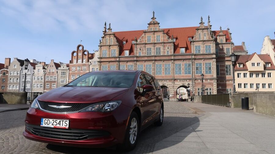 Private 3 City Tour - Gdansk, Sopot & Gdynia - A private car matters more than it first appears