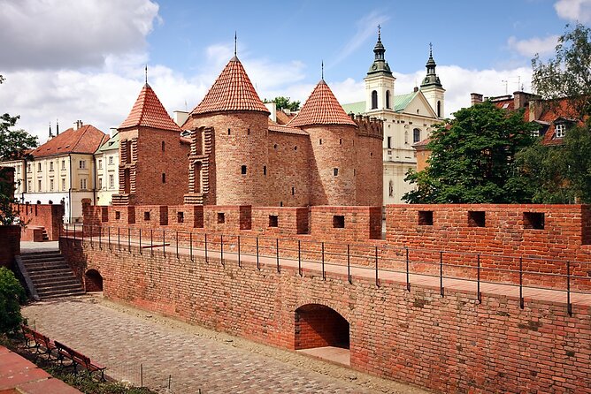 Private 4h Tour in Warsaw Old Town - The Barbican and the city’s vanished defenses