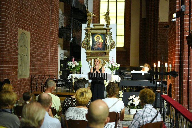 Private Candlelight concerts with classical music in Wroclaw - Candlelight inside St. Mary Magdalene Cathedral