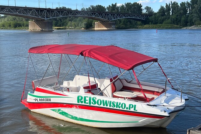 Private Cruise on Vistula in Warsaw for 9 with our Helmsman - The Museum of Modern Art and a city still changing