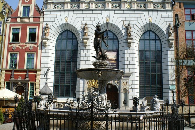 Private guide-driver & van services in Poland & Central Europe - A private van built around your plans
