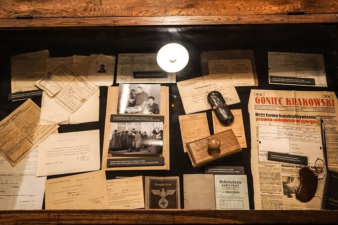 Private Guided Tour: Oskar Schindler's Factory - Meeting your guide at Lipowa 4