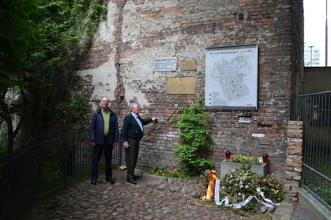Private Historical Tour of Warsaw by a Retro Fiat with Pickup - Warsaw Uprising Monument: the story behind the 1944 revolt