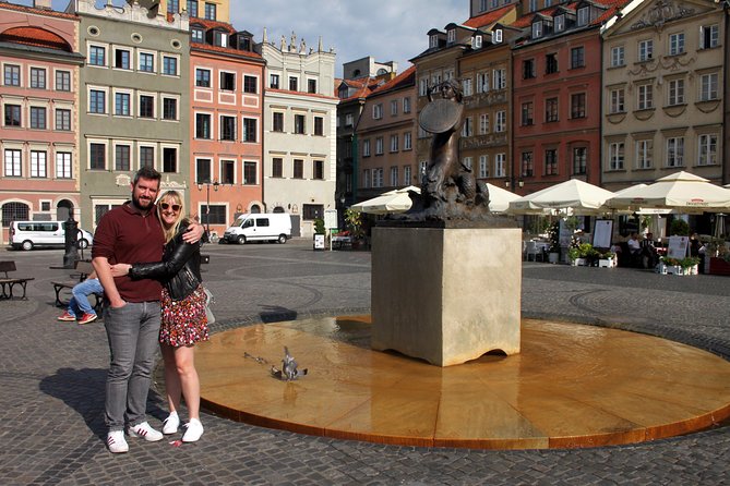Private Historical Tour of Warsaw by a Retro Fiat with Pickup - Old Town and Castle Square: a rebuilt center with older roots