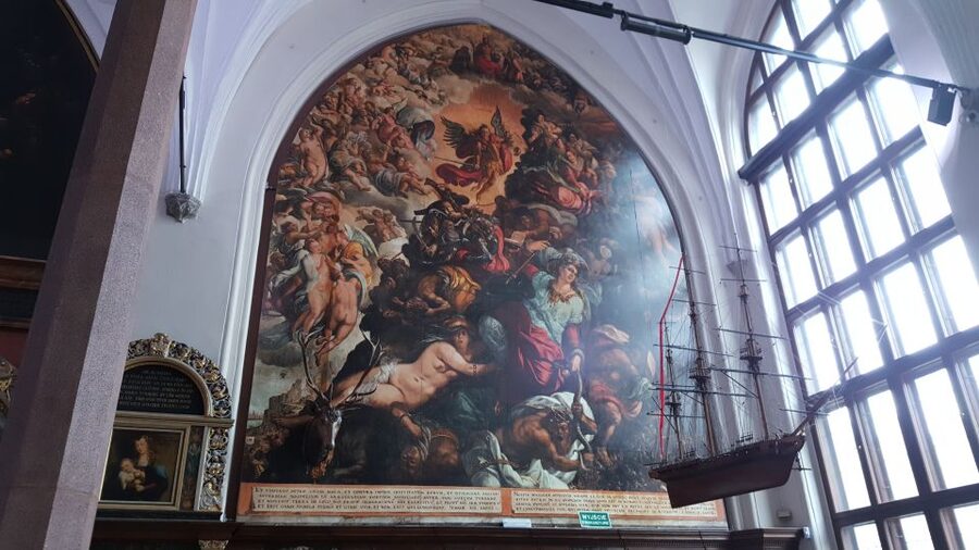 Private Tour of Gdansk Old Town for Kids and Families - Starting under the High Gate
