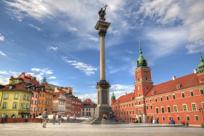 Private Tour: Warsaw City Sightseeing by Retro Fiat - Why the Fiat 125p changes the Warsaw sightseeing experience