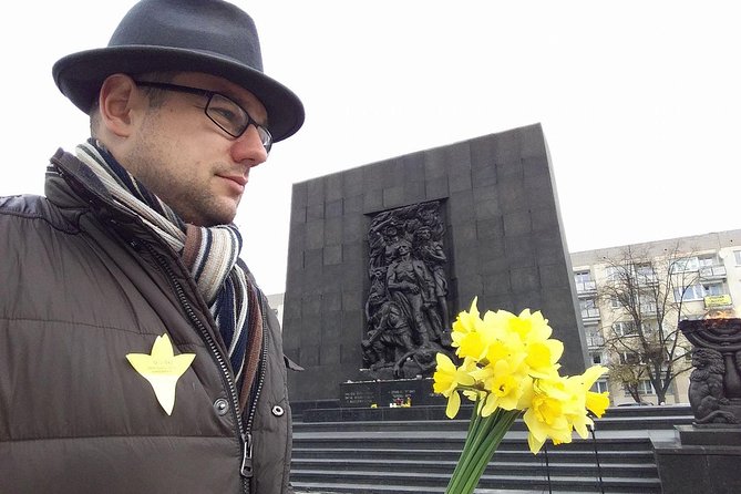 Private Tour: Warsaw Ghetto with a local Historian - Why the private format is useful