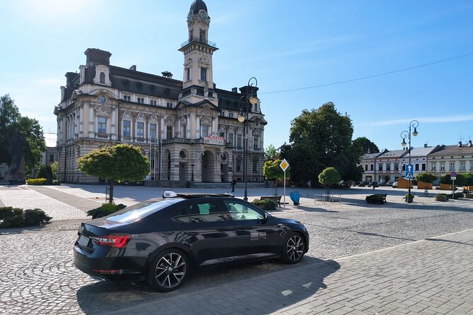Private transfer from/to Krakow airport / City of Krakow - The 25-minute ride and what it includes