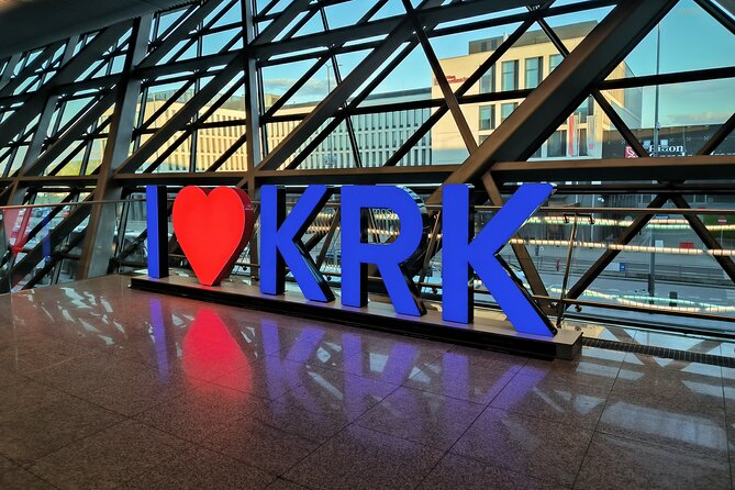 Private transfer from/to Krakow airport / City of Krakow - A pickup that is easy to spot