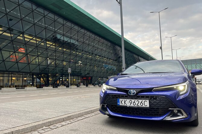 Private Transfer: Krakow Airport to Krakow City Center Vice Versa - Help beyond the transfer