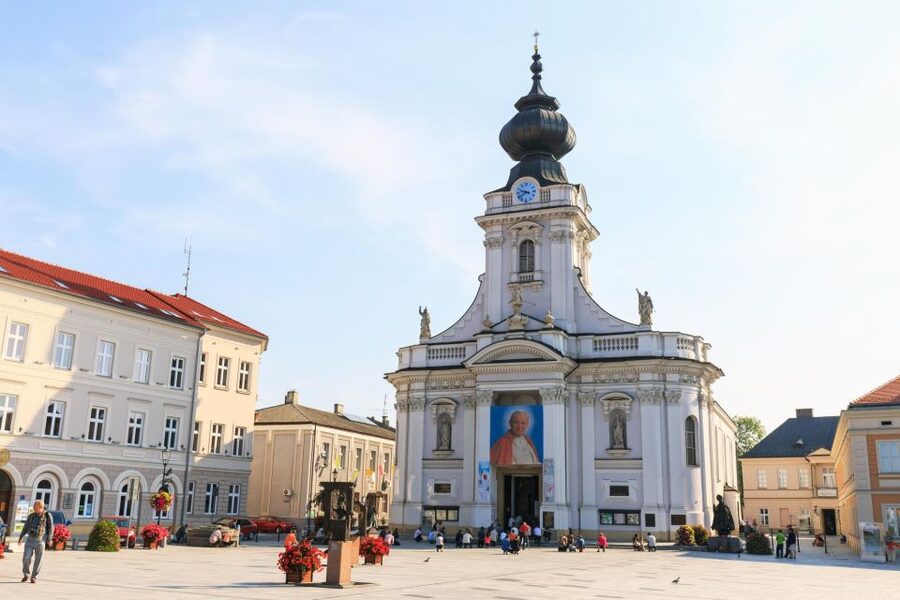Private Trip to Wadowice: Home Town of John Paul II - Entering John Paul II’s family home
