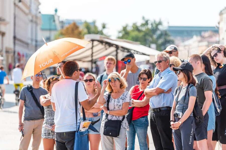ROYAL & COMMUNIST WARSAW walking tour in English - St. Anne’s Church and the Royal Route