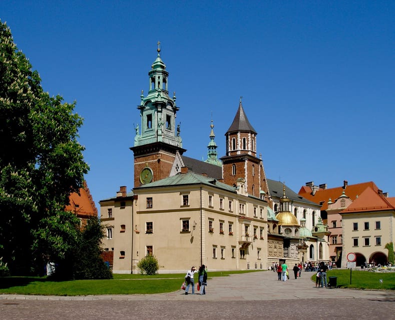 Rynek Underground Museum & Wawel Castle, Cathedral - Cracow - Descending Into the Royal Crypts