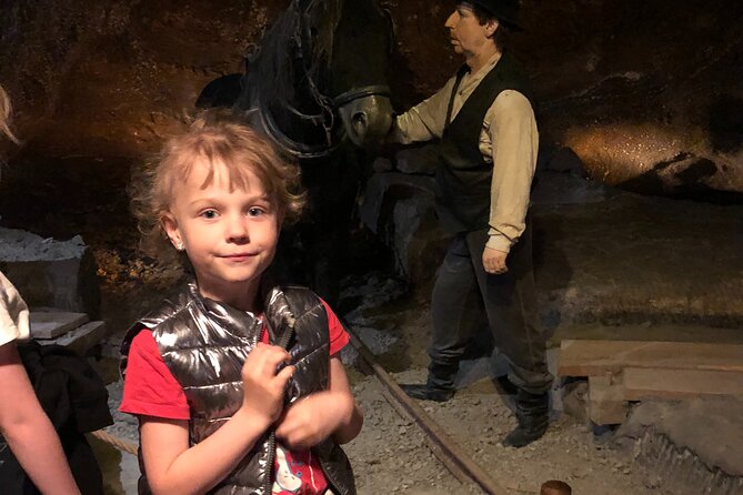 Salt Mine Wieliczka Guided Tour from Kraków with Hotel Pick up - St. Kinga’s Chapel and the mine’s salt art