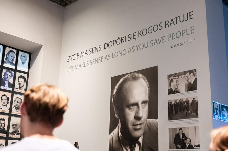 Schindler's Factory Skip-the-line Guided Tour with Options - Should you book Schindler’s Factory with a guide?