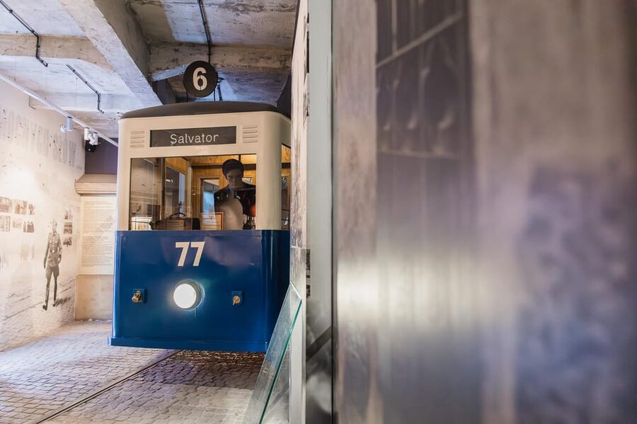 Schindler's Factory Skip the Line Ticket & Guided Tour - What makes the guide worth the extra cost