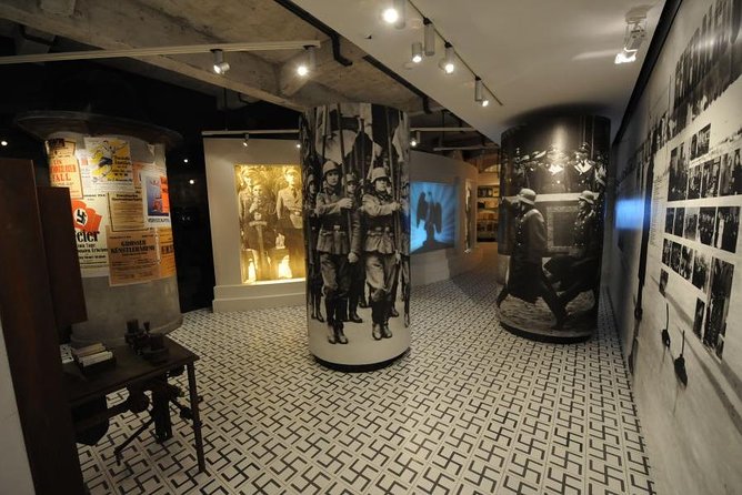 Schindler's List - Oskar Schindler Factory Museum Guided Tour - Why a guide is worth considering