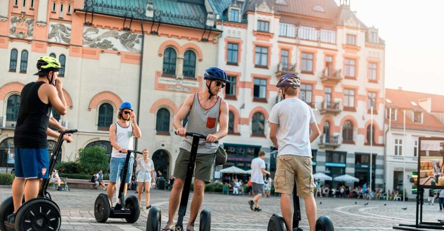 Segway Tour Krakow: Full Tour (Old Town + Jewish Quarter) - The Jewish Quarter and its synagogues