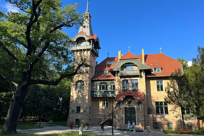 Sopot Private City Walking or Bike Tour with a local architect - Tower Villa and the spa town story at Goyki 3