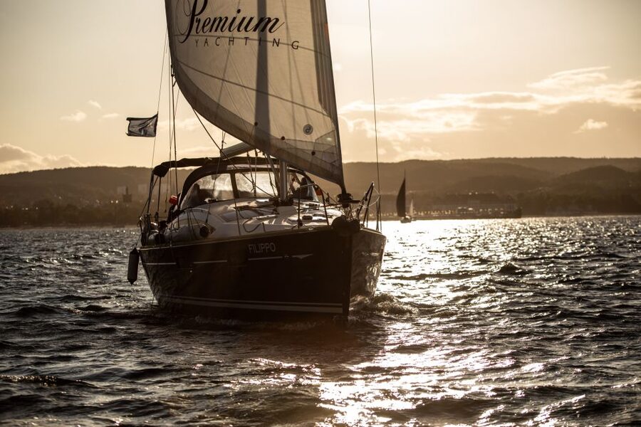 Sopot: Sunset Yacht Cruise with Welcome Drink - Why the view is better from Sopot’s water