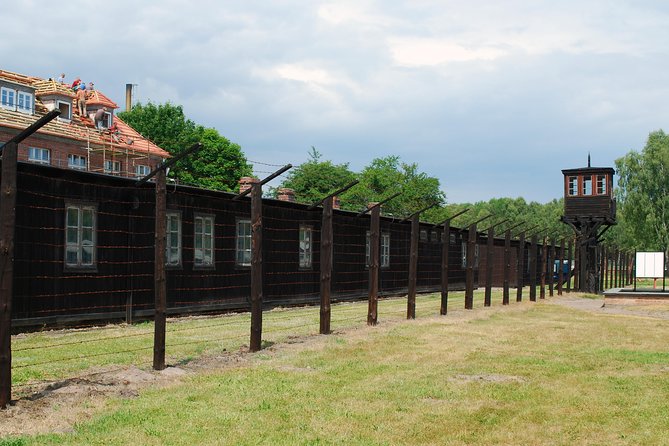 Stutthof Concentration Camp: Private Guided Tour with Transport - The drive from Gdańsk to Stutthof