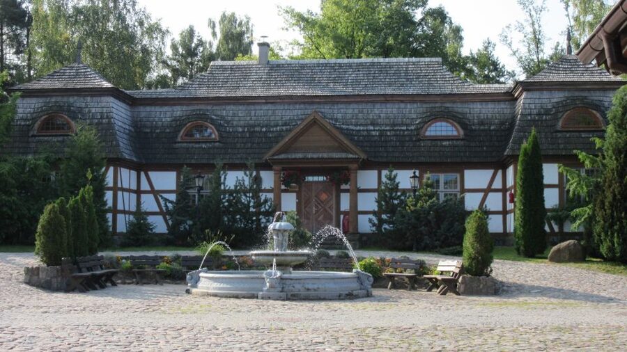 Szymbark: Kashubian Switzerland 5-Hour Private Tour - What the $241 private price really buys you