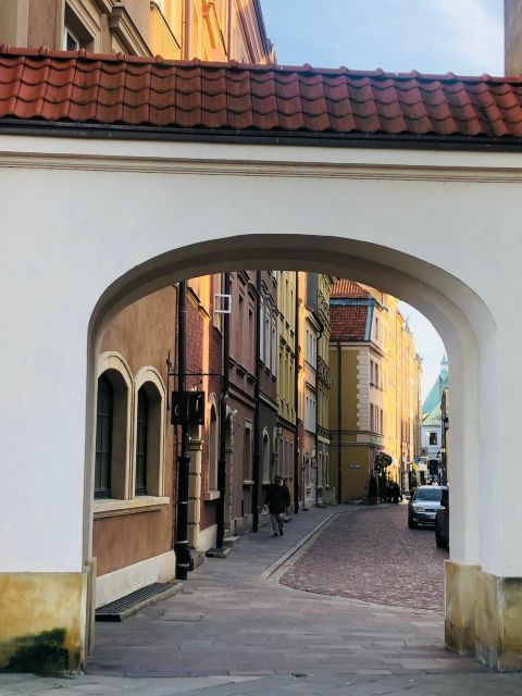 Taste of Poland, food tour and guided walk with 12 tasting - How much walking and eating should you expect?