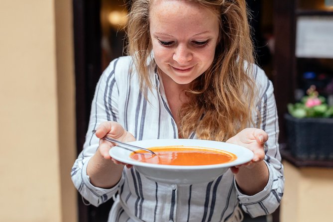 The 10 Tastings of Krakow With Locals: Private Food Tour - Timing, walking, and practical details