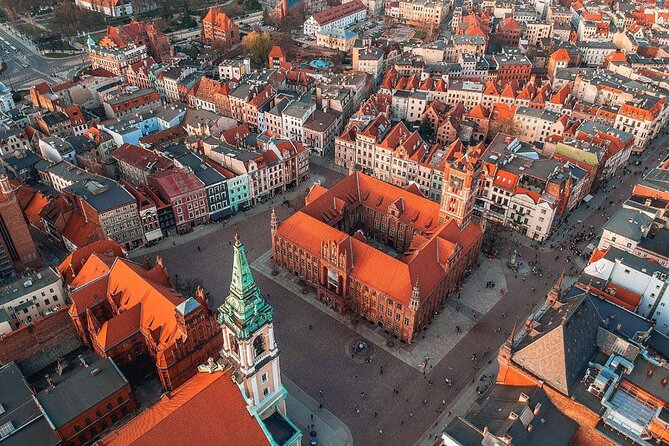Torun - City of Copernicus Private Tour - Toruń’s Old Town and Its Medieval Street Plan
