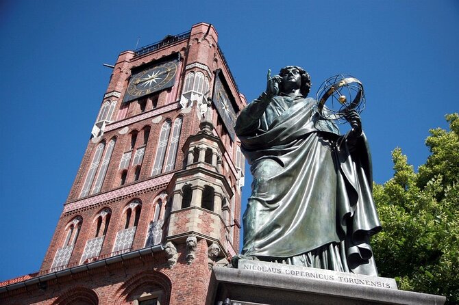 Torun Old Town Highlights Private Walking Tour - Timing, Price, and Practical Details