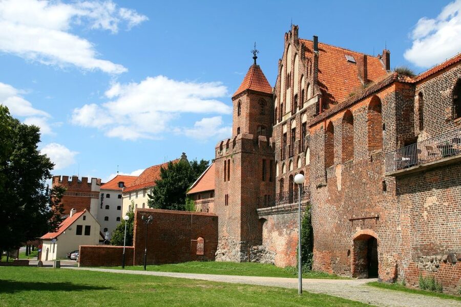 Torun Old Town Highlights Private Walking Tour - Who should book this Torun walk?