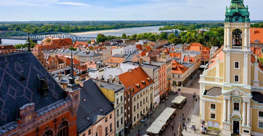 Torun: Private Walking Tour of a Medieval Town - Burgher houses worth slowing down for