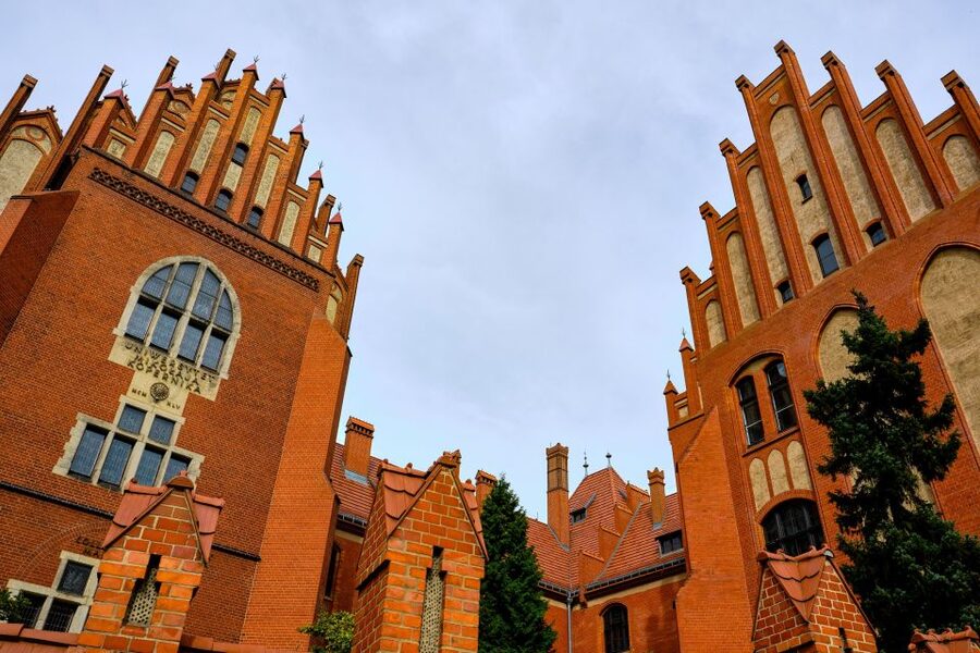 Torun: Private Walking Tour of a Medieval Town - Gingerbread is more than a snack
