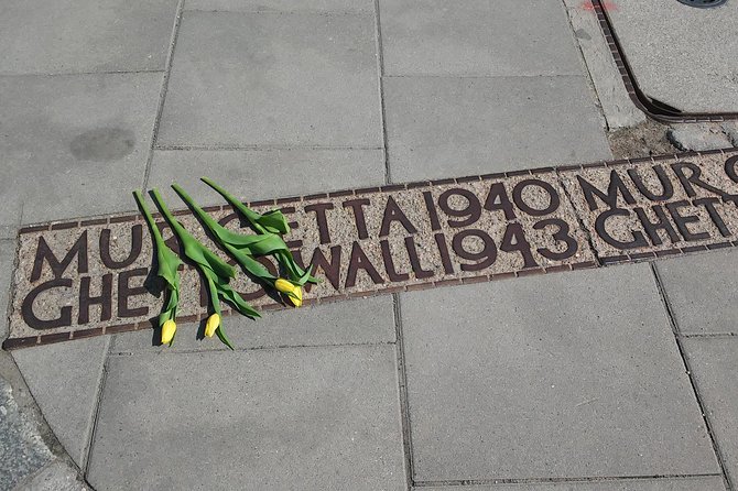 Tour of the Warsaw Ghetto - POLIN and the monument to the ghetto heroes