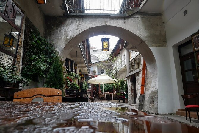 Tour via Kazimierz Quarter by Golf Cart with Schindler's Museum in Krakow - Why this Krakow tour works as a half-day introduction