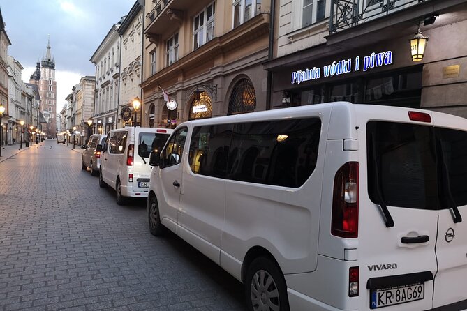 Transfer Krakow Balice Airport - Krakow City - Why door-to-door service can beat a cheaper ride