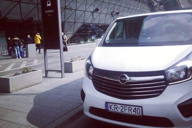 Transfer Krakow Balice Airport - Krakow City - What the 20 to 40 minute ride is really like