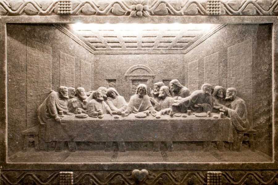 Unesco List; Wieliczka Salt Mine Half-Day Tour from Kraków - Language, group size, and the guide