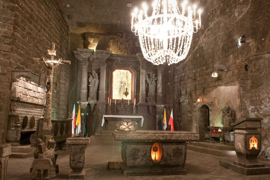 Unesco List; Wieliczka Salt Mine Half-Day Tour from Kraków - Reaching 135 meters below ground