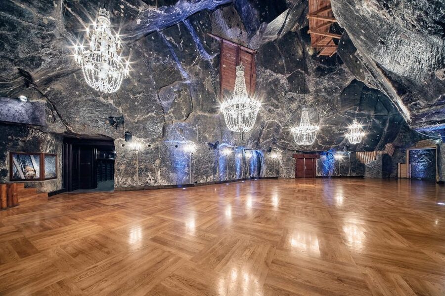 Unesco List; Wieliczka Salt Mine Half-Day Tour from Kraków - Leaving Kraków for Wieliczka