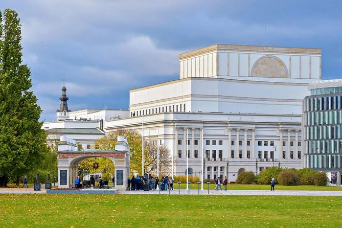 Warsaw at War 1939-1945: A Self-guided Audio Tour - A walk through a city rebuilt from ashes