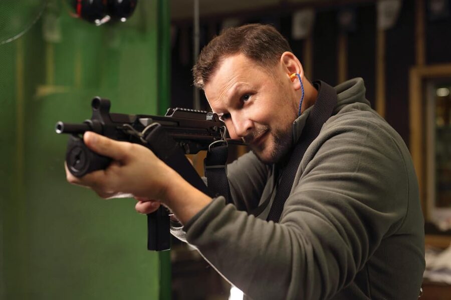 Warsaw: Best Indoor Shooting Range Experience - Who should book this activity