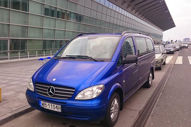 Warsaw Chopin Airport private transfer 5 to 8 passengers - Finding the Driver at Exit 2